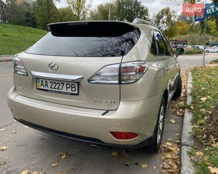 Бежевый Лексус РХ, объемом двигателя 3.5 л и пробегом 94 тыс. км за 22500 $, фото 1 на Automoto.ua