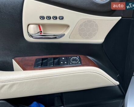 Бежевий Лексус РХ, об'ємом двигуна 3.5 л та пробігом 214 тис. км за 20500 $, фото 10 на Automoto.ua