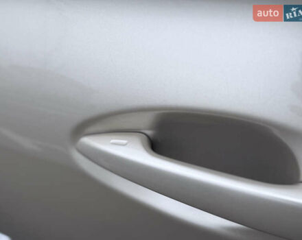 Бежевий Лексус РХ, об'ємом двигуна 3.46 л та пробігом 162 тис. км за 16800 $, фото 32 на Automoto.ua