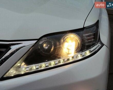 Бежевый Лексус РХ, объемом двигателя 2.7 л и пробегом 155 тыс. км за 20290 $, фото 12 на Automoto.ua