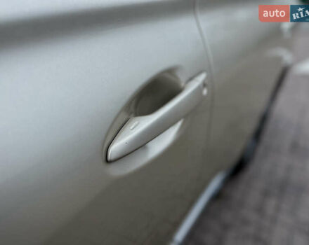 Бежевый Лексус РХ, объемом двигателя 3.46 л и пробегом 162 тыс. км за 18500 $, фото 8 на Automoto.ua