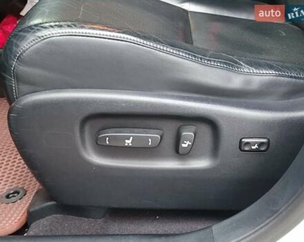 Бежевый Лексус РХ, объемом двигателя 2.7 л и пробегом 155 тыс. км за 20290 $, фото 17 на Automoto.ua