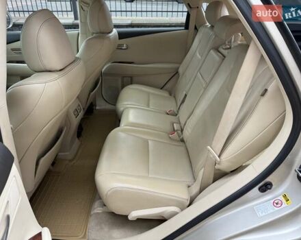Бежевий Лексус РХ, об'ємом двигуна 3.46 л та пробігом 191 тис. км за 17500 $, фото 38 на Automoto.ua