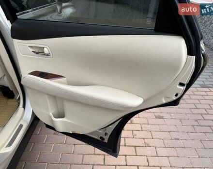 Бежевий Лексус РХ, об'ємом двигуна 3.46 л та пробігом 191 тис. км за 17500 $, фото 44 на Automoto.ua