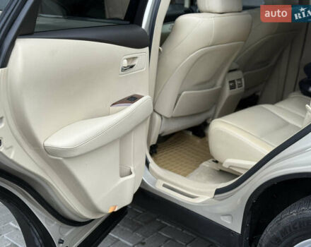 Бежевый Лексус РХ, объемом двигателя 3.5 л и пробегом 192 тыс. км за 17800 $, фото 34 на Automoto.ua