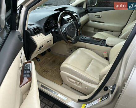Бежевый Лексус РХ, объемом двигателя 3.46 л и пробегом 193 тыс. км за 17500 $, фото 6 на Automoto.ua