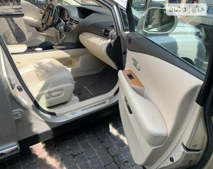 Бежевый Лексус РХ, объемом двигателя 3.5 л и пробегом 56 тыс. км за 25900 $, фото 40 на Automoto.ua