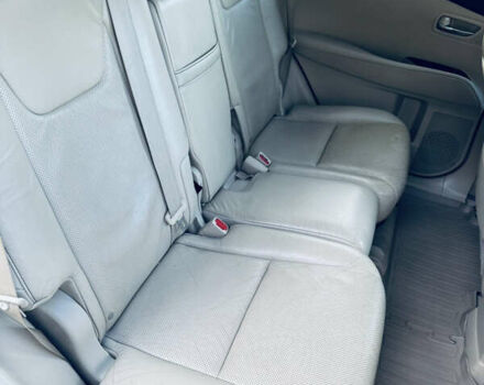 Бежевый Лексус РХ, объемом двигателя 3.5 л и пробегом 167 тыс. км за 19000 $, фото 11 на Automoto.ua