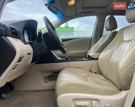 Бежевый Лексус РХ, объемом двигателя 3.46 л и пробегом 160 тыс. км за 18500 $, фото 15 на Automoto.ua