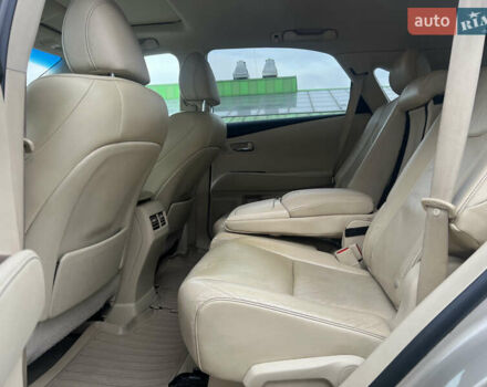 Бежевый Лексус РХ, объемом двигателя 3.46 л и пробегом 160 тыс. км за 18500 $, фото 13 на Automoto.ua