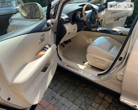 Бежевый Лексус РХ, объемом двигателя 3.5 л и пробегом 56 тыс. км за 25900 $, фото 43 на Automoto.ua