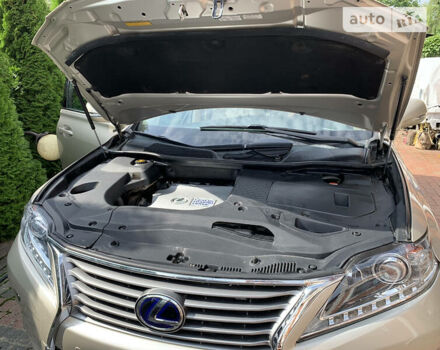 Бежевый Лексус РХ, объемом двигателя 3.5 л и пробегом 56 тыс. км за 25900 $, фото 28 на Automoto.ua