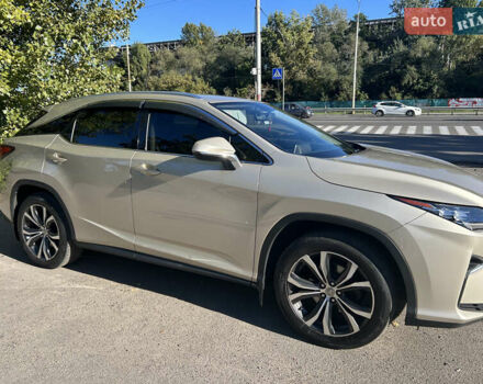 Бежевий Лексус РХ, об'ємом двигуна 2 л та пробігом 178 тис. км за 31000 $, фото 1 на Automoto.ua
