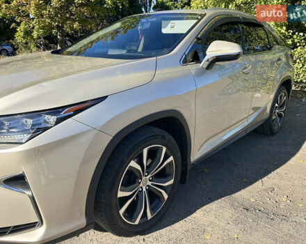 Бежевий Лексус РХ, об'ємом двигуна 2 л та пробігом 178 тис. км за 31000 $, фото 4 на Automoto.ua