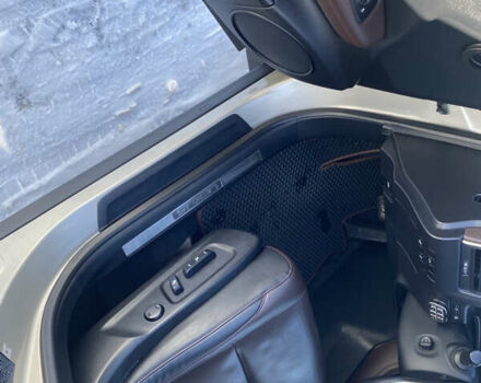 Бежевий Лексус РХ, об'ємом двигуна 2 л та пробігом 172 тис. км за 29500 $, фото 38 на Automoto.ua