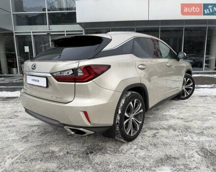 Бежевый Лексус РХ, объемом двигателя 2 л и пробегом 153 тыс. км за 26500 $, фото 5 на Automoto.ua