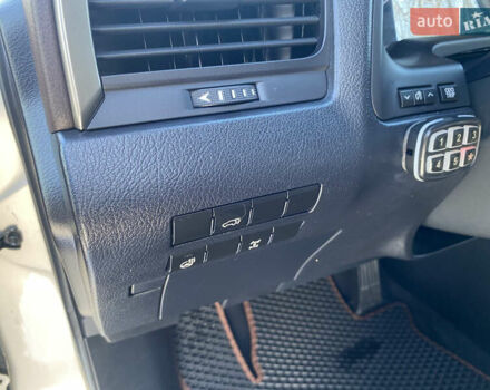 Бежевий Лексус РХ, об'ємом двигуна 2 л та пробігом 172 тис. км за 29500 $, фото 36 на Automoto.ua