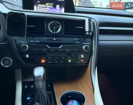 Бежевий Лексус РХ, об'ємом двигуна 3.46 л та пробігом 162 тис. км за 29000 $, фото 5 на Automoto.ua