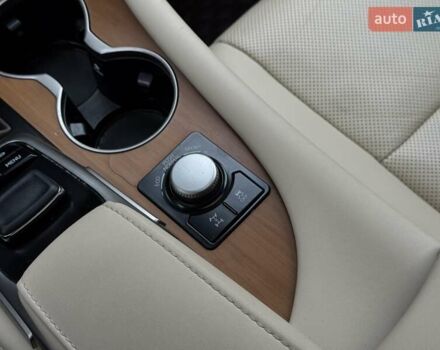 Бежевый Лексус РХ, объемом двигателя 3.46 л и пробегом 125 тыс. км за 34900 $, фото 24 на Automoto.ua
