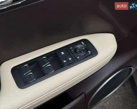 Бежевый Лексус РХ, объемом двигателя 3.46 л и пробегом 125 тыс. км за 34900 $, фото 26 на Automoto.ua