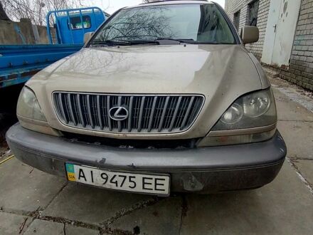 Бежевий Лексус РХ, об'ємом двигуна 30 л та пробігом 300 тис. км за 5000 $, фото 1 на Automoto.ua