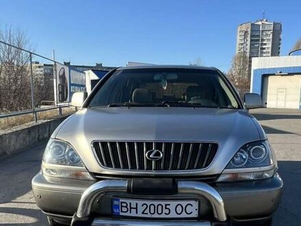 Лексус РХ 1999 у Запоріжжя на Automoto.ua Бежевий Лексус РХ, об'ємом двигуна 3 л та пробігом 286 тис. км за 6200 $, фото 1 на Automoto.ua