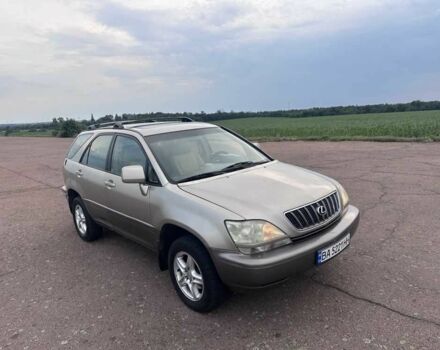 Бежевий Лексус РХ, об'ємом двигуна 3 л та пробігом 300 тис. км за 4995 $, фото 1 на Automoto.ua