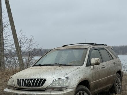 Бежевый Лексус РХ, объемом двигателя 3 л и пробегом 305 тыс. км за 4400 $, фото 1 на Automoto.ua