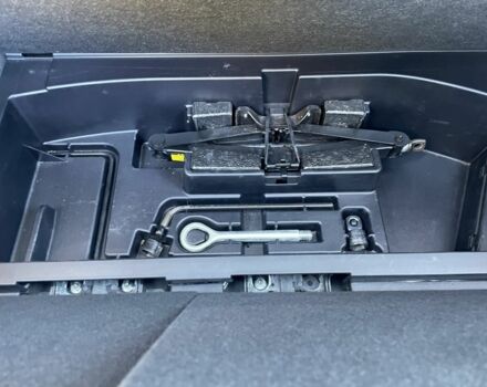 Черный Лексус РХ, объемом двигателя 3.5 л и пробегом 195 тыс. км за 13300 $, фото 13 на Automoto.ua