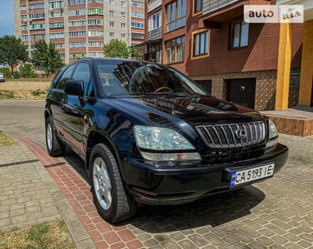 Черный Лексус РХ, объемом двигателя 3 л и пробегом 300 тыс. км за 7500 $, фото 1 на Automoto.ua