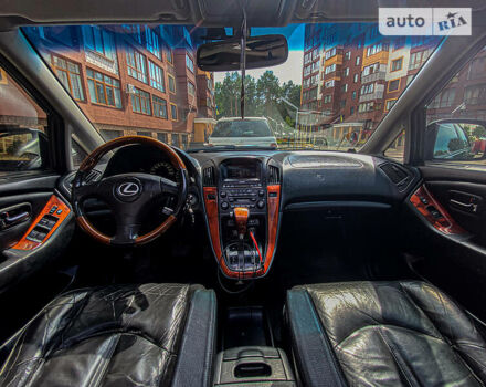 Черный Лексус РХ, объемом двигателя 3 л и пробегом 300 тыс. км за 7500 $, фото 28 на Automoto.ua