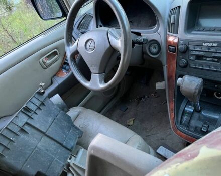 Черный Лексус РХ, объемом двигателя 3 л и пробегом 250 тыс. км за 1200 $, фото 1 на Automoto.ua