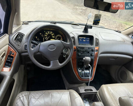 Черный Лексус РХ, объемом двигателя 3 л и пробегом 222 тыс. км за 5500 $, фото 6 на Automoto.ua