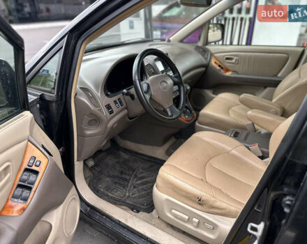Чорний Лексус РХ, об'ємом двигуна 3 л та пробігом 328 тис. км за 7500 $, фото 10 на Automoto.ua