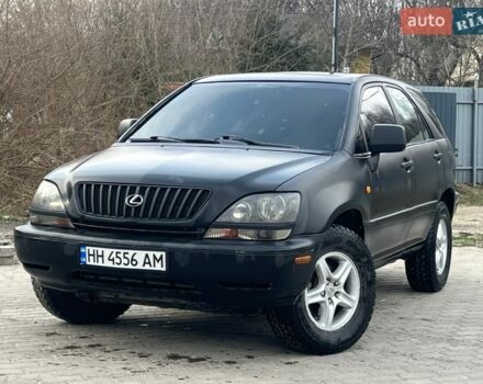 Черный Лексус РХ, объемом двигателя 3 л и пробегом 300 тыс. км за 4999 $, фото 2 на Automoto.ua