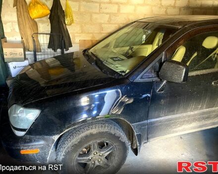 Черный Лексус РХ, объемом двигателя 3 л и пробегом 500 тыс. км за 6500 $, фото 1 на Automoto.ua