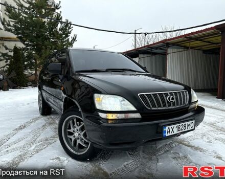 Черный Лексус РХ, объемом двигателя 3 л и пробегом 398 тыс. км за 5999 $, фото 2 на Automoto.ua