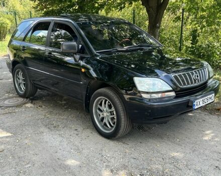Черный Лексус РХ, объемом двигателя 3 л и пробегом 400 тыс. км за 7500 $, фото 2 на Automoto.ua