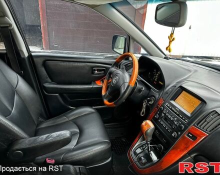 Черный Лексус РХ, объемом двигателя 3 л и пробегом 398 тыс. км за 5999 $, фото 12 на Automoto.ua