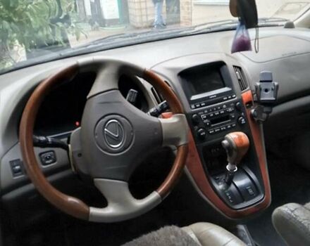 Черный Лексус РХ, объемом двигателя 3 л и пробегом 326 тыс. км за 5900 $, фото 9 на Automoto.ua