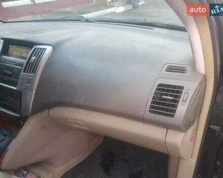 Лексус РХ 2003 у Києві на Automoto.ua Чорний Лексус РХ, об'ємом двигуна 3.3 л та пробігом 405 тис. км за 8300 $, фото 1 на Automoto.ua