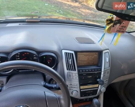 Черный Лексус РХ, объемом двигателя 3 л и пробегом 327 тыс. км за 10500 $, фото 10 на Automoto.ua