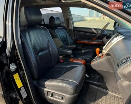 Черный Лексус РХ, объемом двигателя 3.3 л и пробегом 296 тыс. км за 10300 $, фото 37 на Automoto.ua