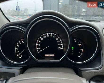 Черный Лексус РХ, объемом двигателя 3 л и пробегом 330 тыс. км за 8990 $, фото 22 на Automoto.ua