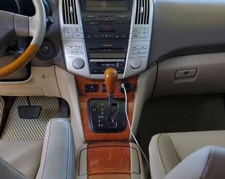 Черный Лексус РХ, объемом двигателя 3.3 л и пробегом 280 тыс. км за 8200 $, фото 2 на Automoto.ua