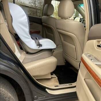 Чорний Лексус РХ, об'ємом двигуна 3.46 л та пробігом 275 тис. км за 7900 $, фото 6 на Automoto.ua