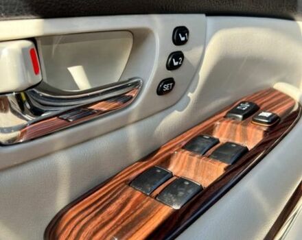 Черный Лексус РХ, объемом двигателя 3.3 л и пробегом 299 тыс. км за 9900 $, фото 7 на Automoto.ua