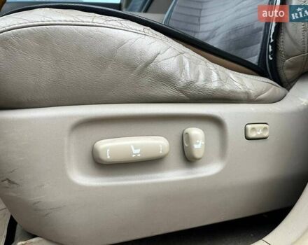 Черный Лексус РХ, объемом двигателя 3 л и пробегом 330 тыс. км за 8990 $, фото 18 на Automoto.ua