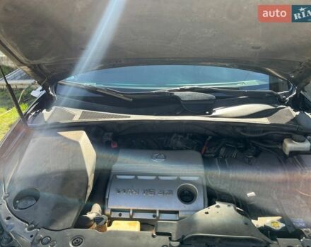 Черный Лексус РХ, объемом двигателя 3.3 л и пробегом 230 тыс. км за 10000 $, фото 16 на Automoto.ua