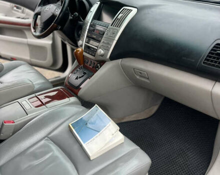 Черный Лексус РХ, объемом двигателя 3.46 л и пробегом 195 тыс. км за 12000 $, фото 14 на Automoto.ua